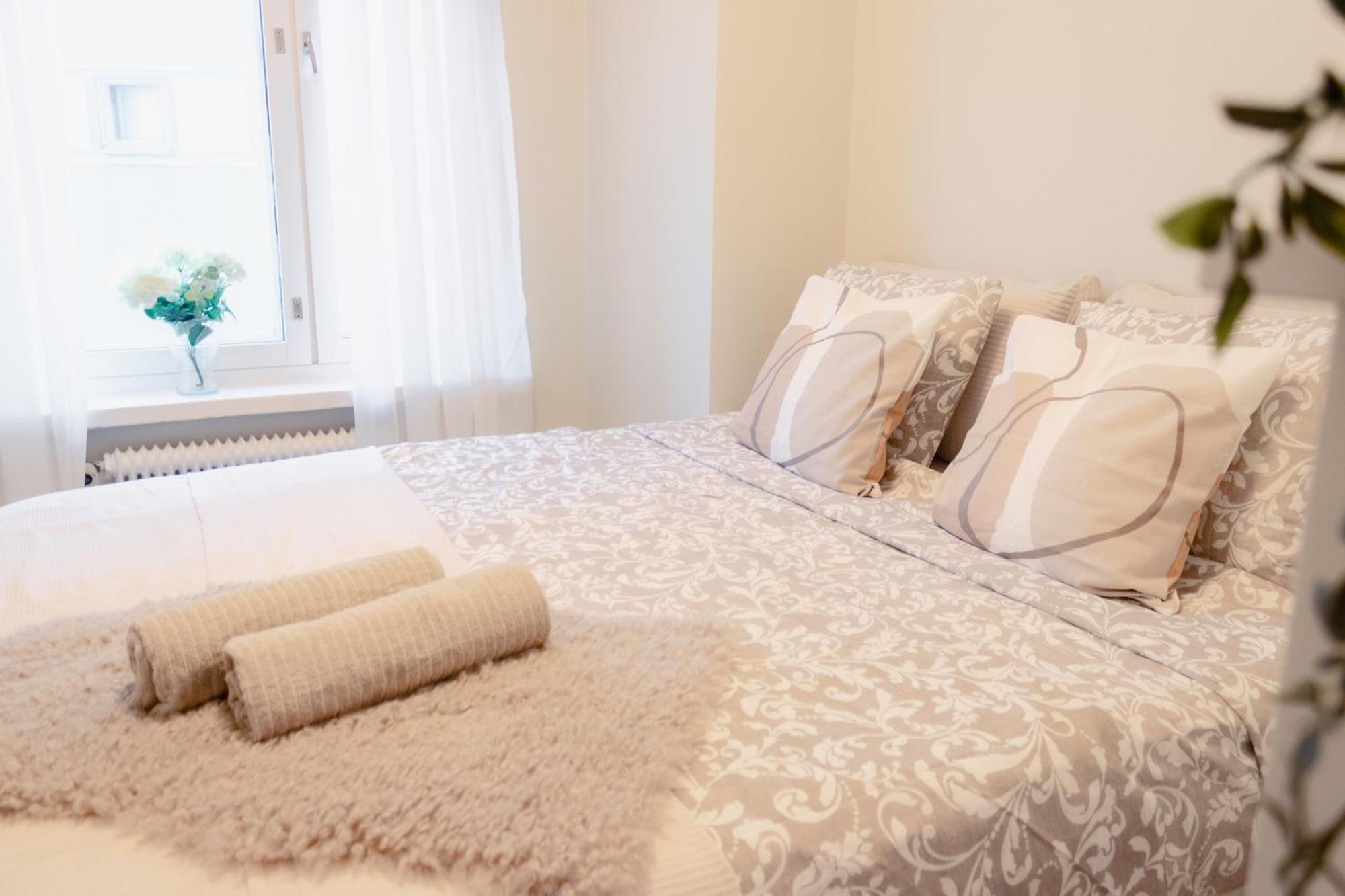 Modern Boho Charm In Kallio, Walk To Center * Helsingfors