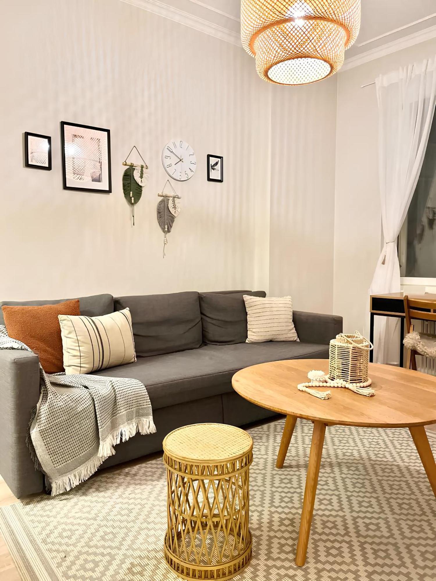 Modern Boho Charm In Kallio, Walk To Center Апартаменты Хельсинки