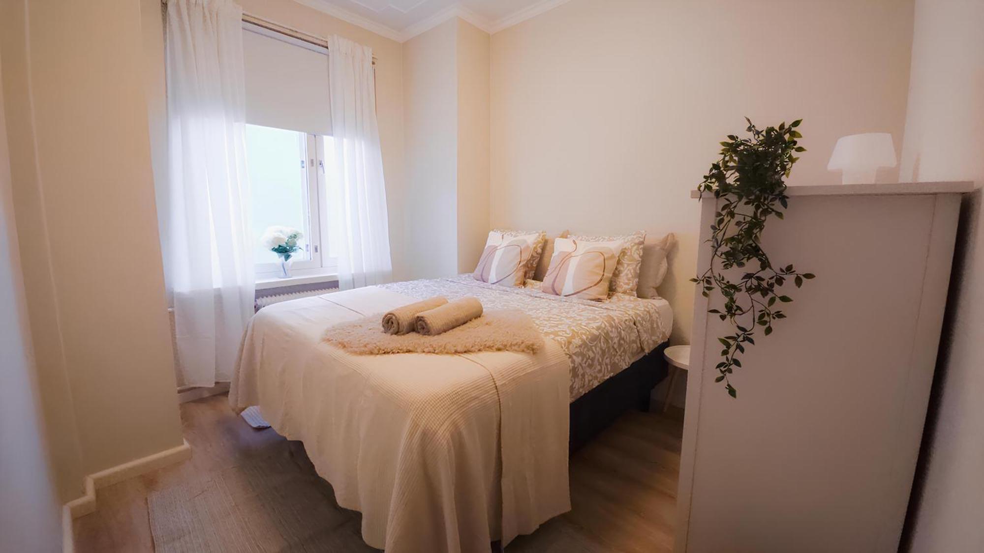 Modern Boho Charm In Kallio, Walk To Center Апартаменты